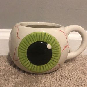 Creepy Eyeball Mug